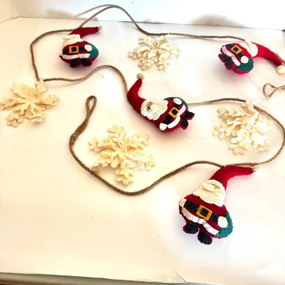 Artic Holiday Santa & Snowflakes 6 Ft Christmas Tree Garland Twine Mantle Stuffe